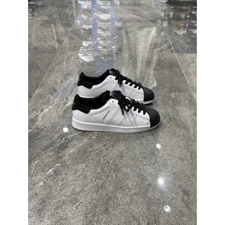 Adidas Süperstar Beyaz Siyah Şapka