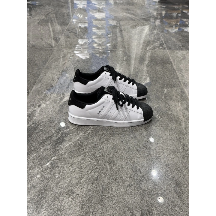 Adidas Süperstar Beyaz Siyah Şapka