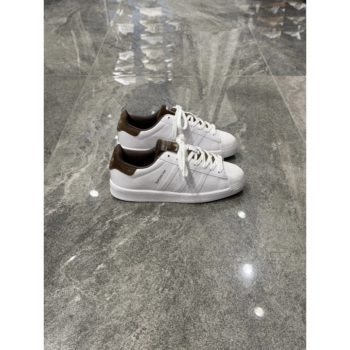 Adidas Süperstar Beyaz Kahve Topuk Detaylı Spor Ayakkabı