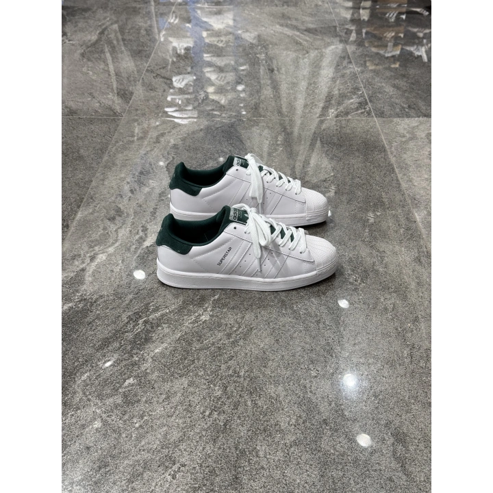 Adidas Süperstar Beyaz Yeşil Topuk Detaylı Spor Ayakkabı