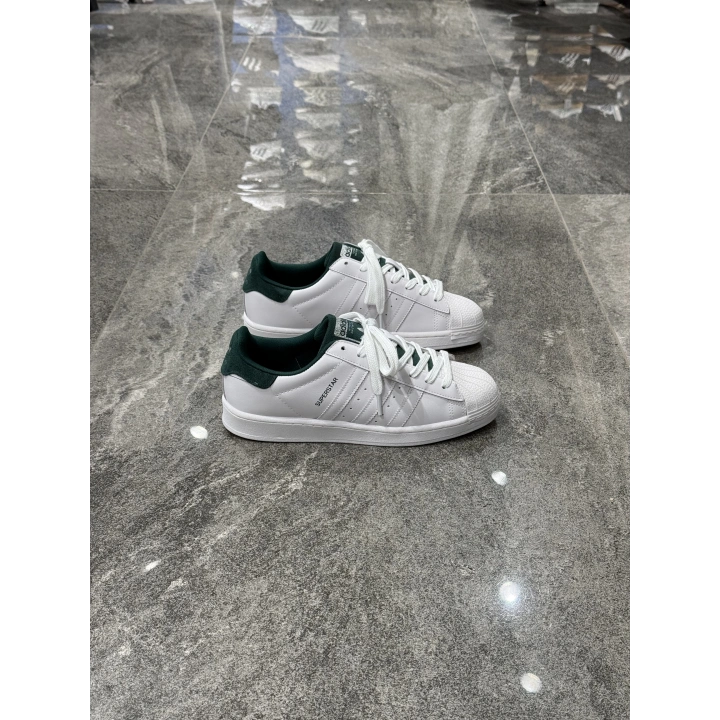 Adidas Süperstar Beyaz Yeşil Topuk Detaylı Spor Ayakkabı