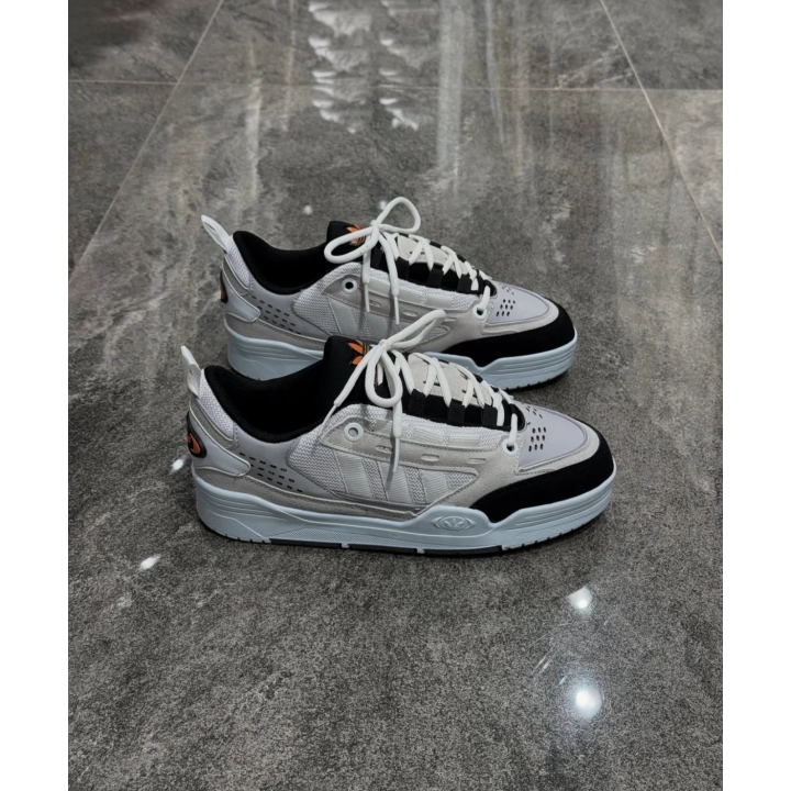 Adidas ADI2000 Beyaz Siyah Turuncu Detaylı