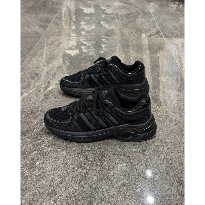 Adidas Adiprene Siyah Siyah Detaylı Spor Ayakkabı