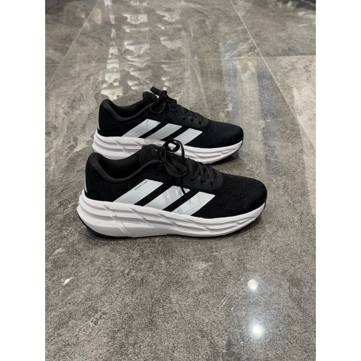 Adidas Adistar Siyah Beyaz Detaylı Spor Ayakkabı