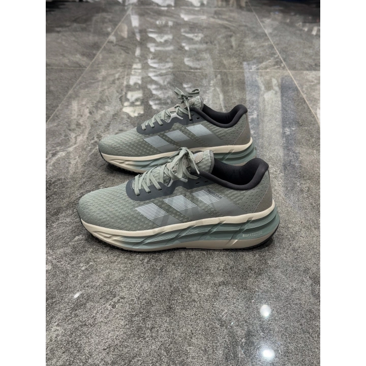 Adidas Adistar Yeşil Detaylı Spor Ayakkabı