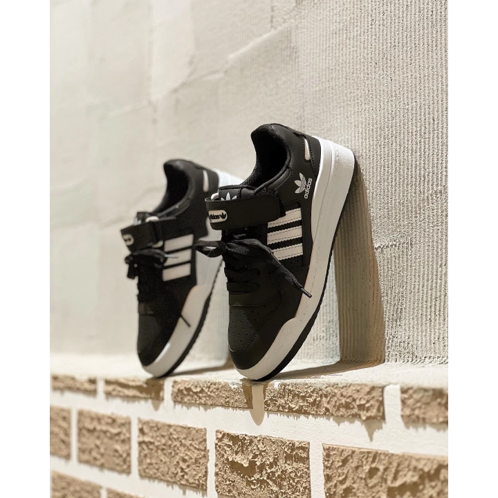 Adidas Forum Low Siyah Beyaz Cırt Detaylı