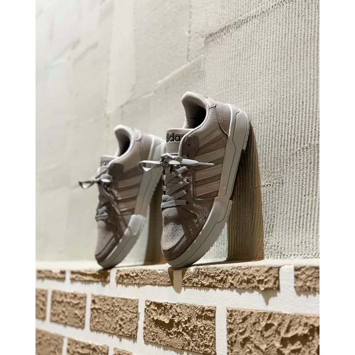 Adidas Hoops koyu Gri Detaylı