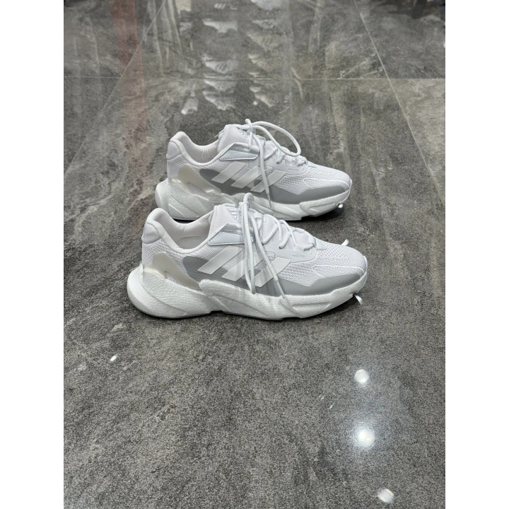 Adidas Jetboost Beyaz Beyaz Detaylı