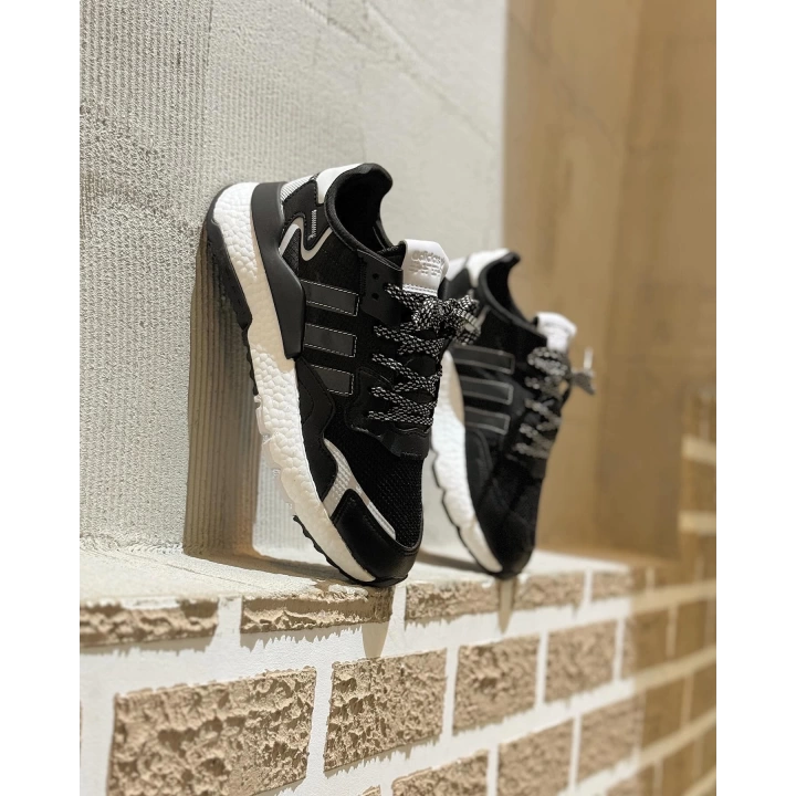 Adidas Jogger Siyah Beyaz Detaylı