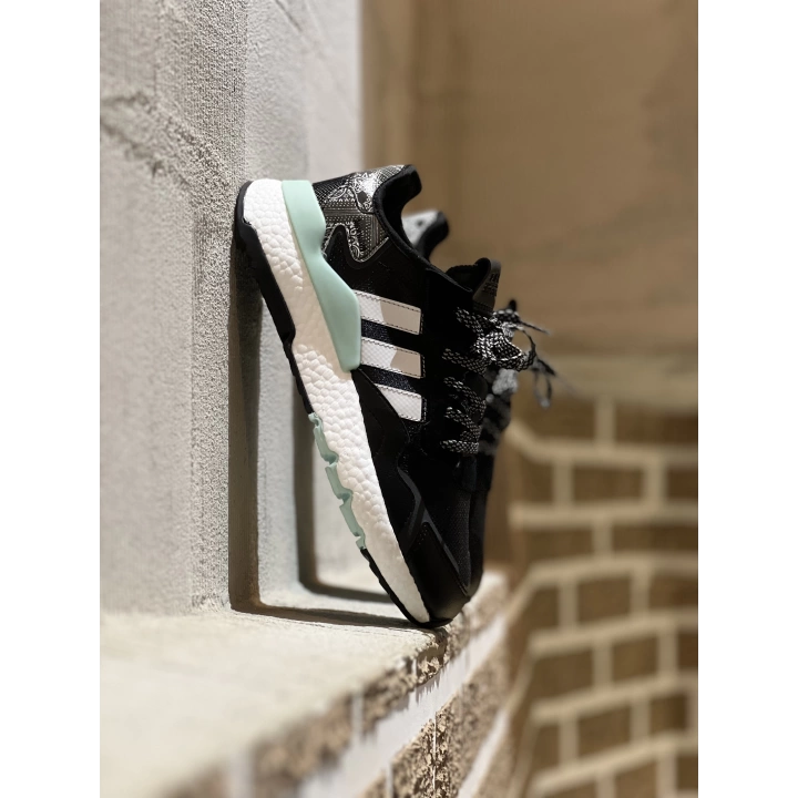 Adidas Jogger Siyah Turkuaz Renk Detaylı