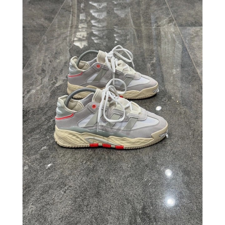 Adidas Nıtebal Krem Turuncu Detaylı Spor Ayakkabı
