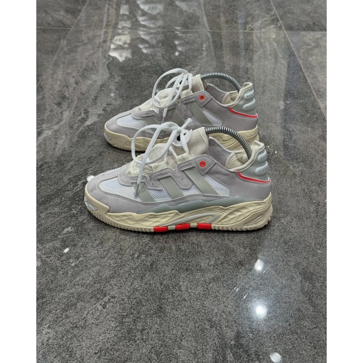 Adidas Nıtebal Krem Turuncu Detaylı Spor Ayakkabı