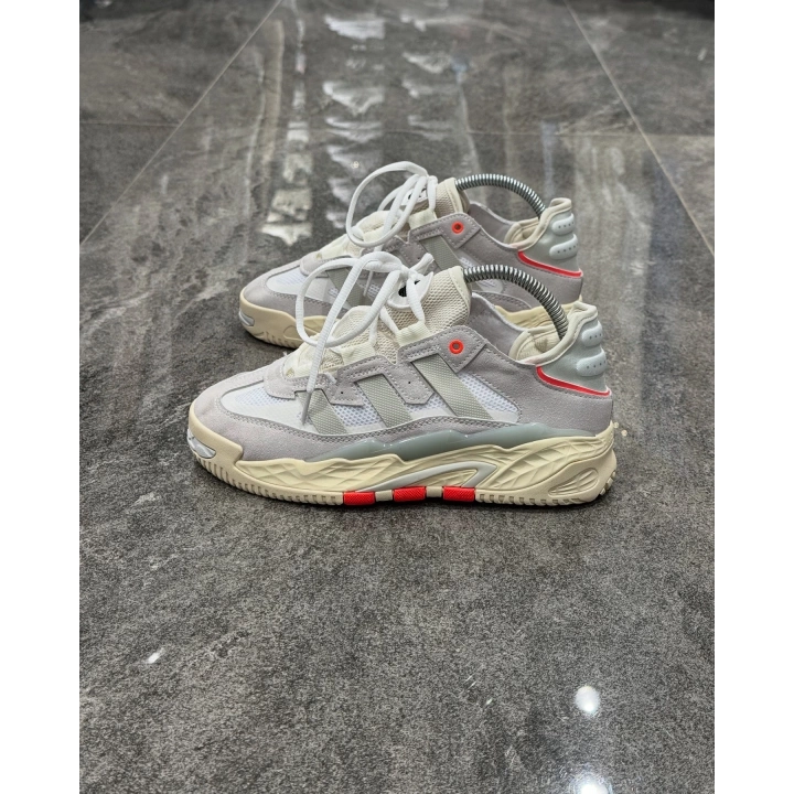 Adidas Nıtebal Krem Turuncu Detaylı Spor Ayakkabı