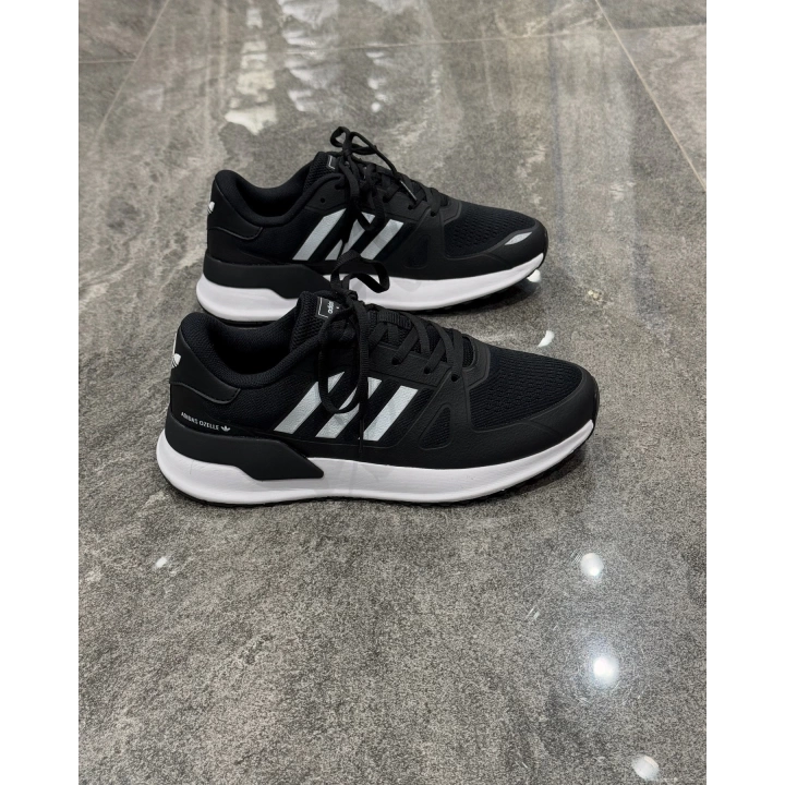 Adidas Ozelle Siyah Beyaz Detaylı Spor Ayakkabı