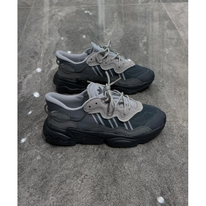 Adidas Ozwego Koyu Gri Detaylı Spor Ayakkabı