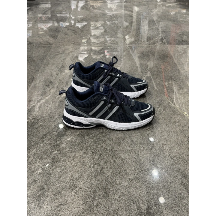 Adidas Salvatıon 2 Lacivert Gri Spor Ayakkabı