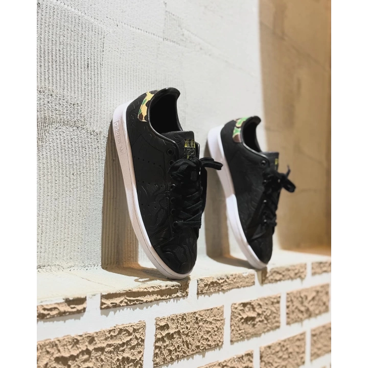 Adidas Stan Smith Siyah Beyaz Desen Detaylı