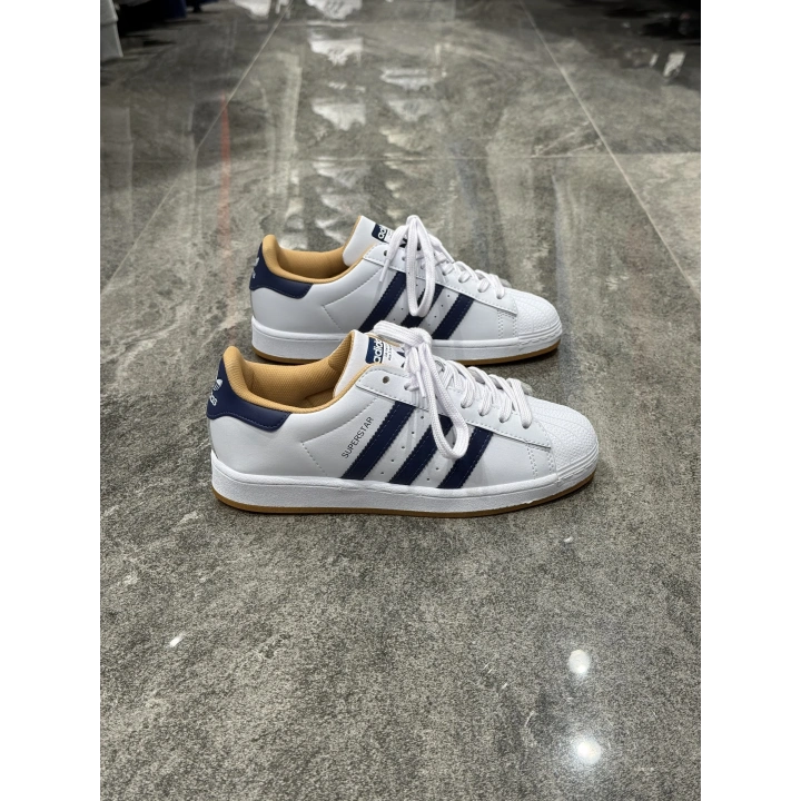 Adidas Süperstar Beyaz Laci Detaylı