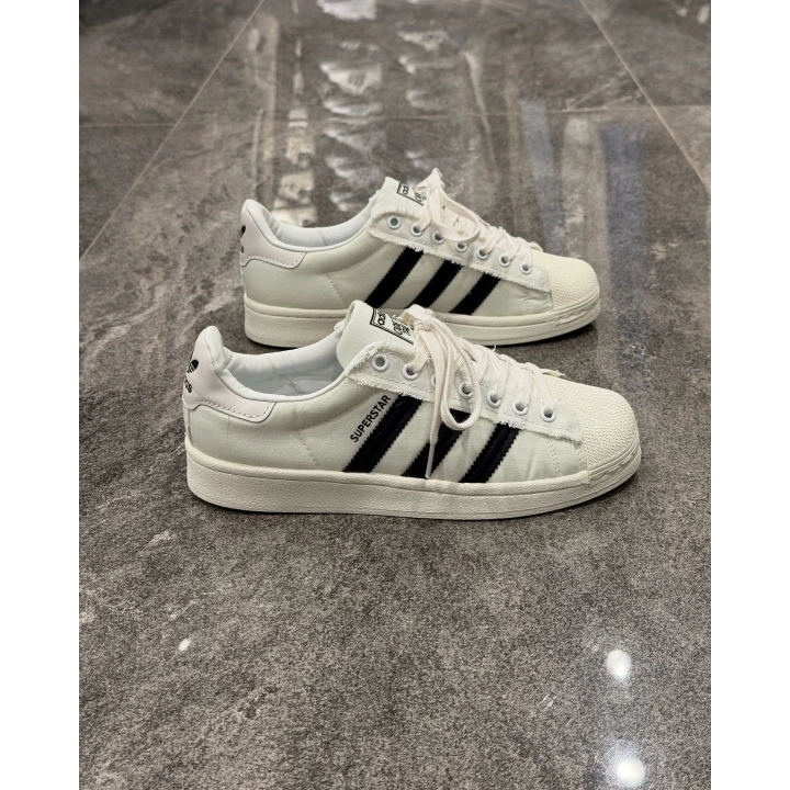 Adidas Süperstar Beyaz Siyah Paraşüt Bez Detaylı Spor Ayakkabı