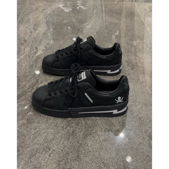 Adidas Süperstar Neıghborhood Tokyo Siyah Detaylı