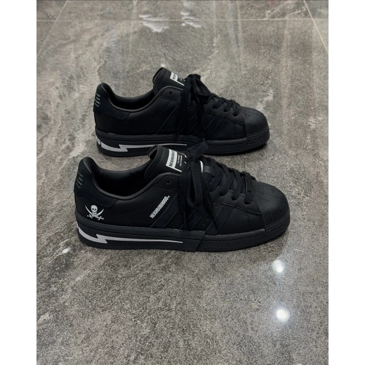 Adidas Süperstar Neıghborhood Tokyo Siyah Detaylı