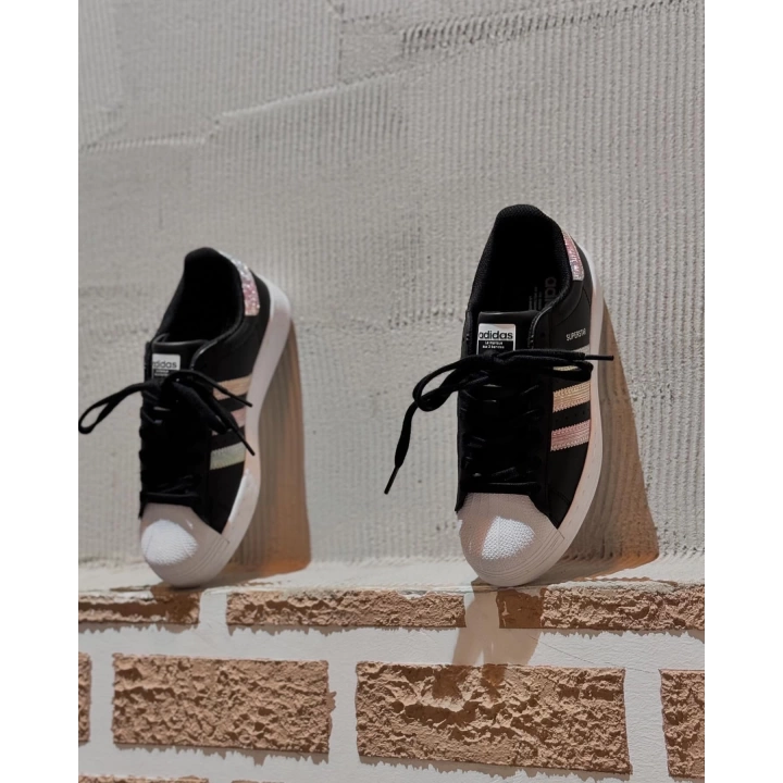 Adidas Süperstar Siyah Çok Renk Detaylı