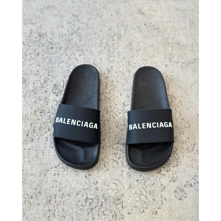 Balenciaga Siyah Beyaz Detaylı Terlik