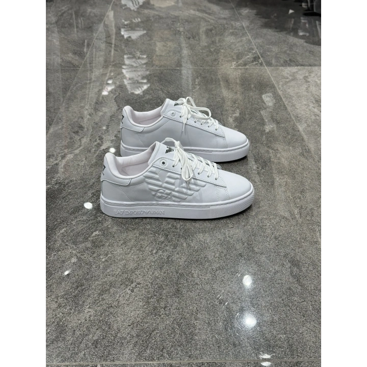 Emporio Armani Beyaz Beyaz Logo Detaylı Spor Ayakkabı