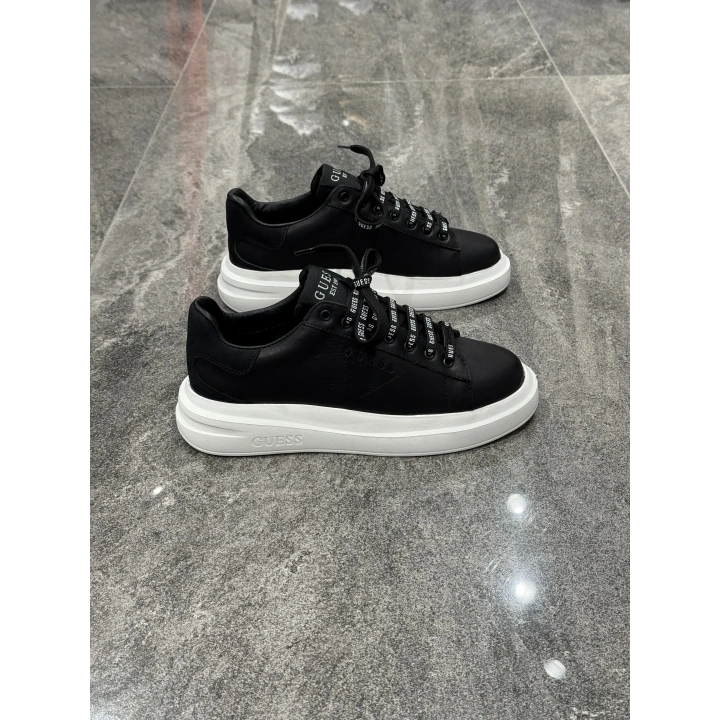 Gues Deri Siyah Beyaz Spor Ayakkabı
