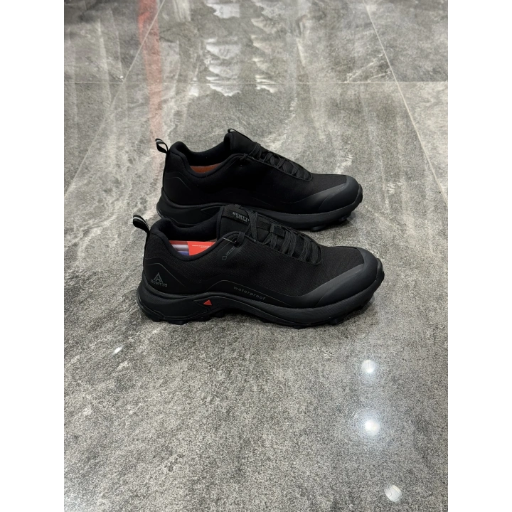 Humtto Waterproof Siyah Detaylı