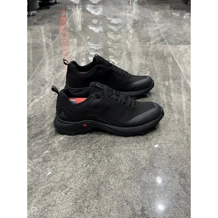 Humtto Waterproof Siyah Detaylı