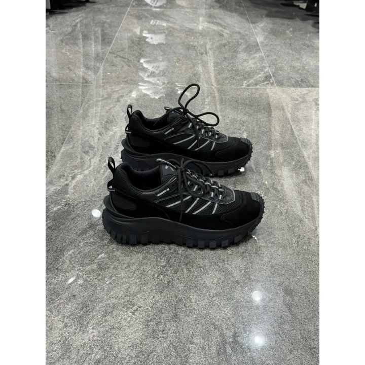 Marcomen Tırtıl Taban Detaylı Siyah Outdoor Ayakkabı