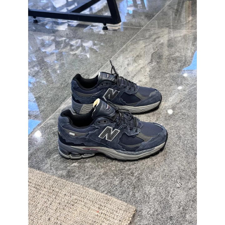 New Balance 2002R Laci Topuk Sarı Detaylı