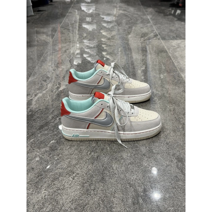 Nike Air Force 1 LV8 GS Ivory Pıcante Red