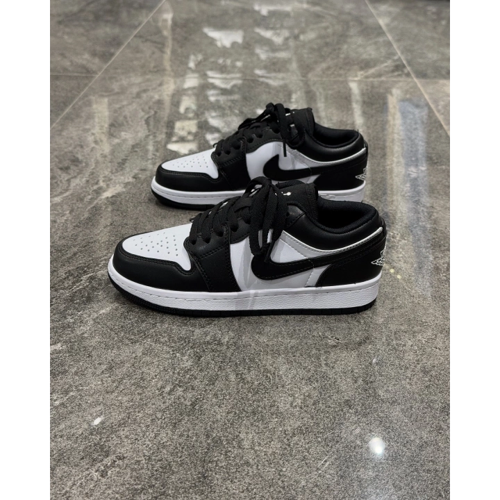 Nike Air Jordan 1 Low Black White