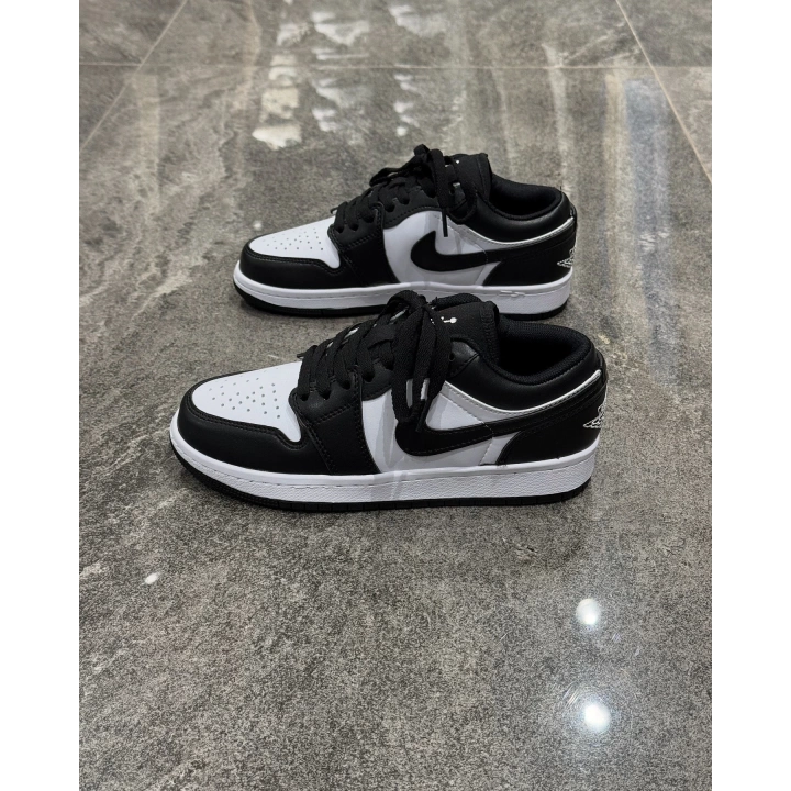 Nike Air Jordan 1 Low Black White