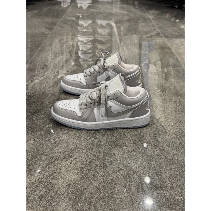 Nıke Air Jordan 1 Low Gri Beyaz Detaylı