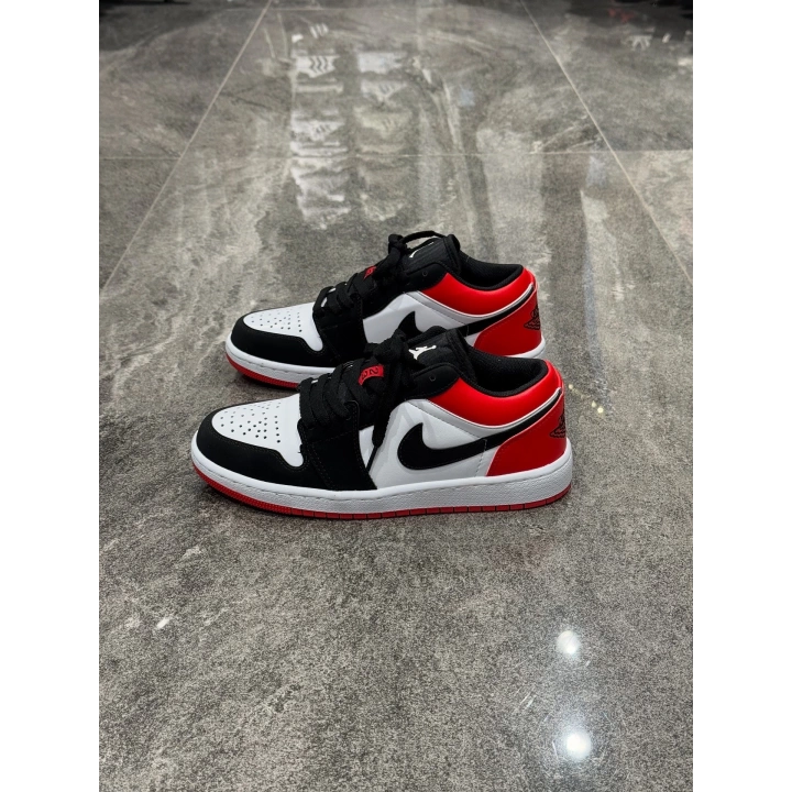 Nıke Air Jordan 1 Low Siyah Kırmzı Beyaz Detaylı
