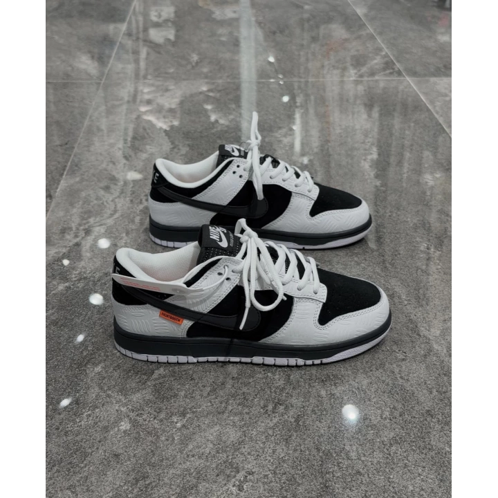 Nıke SB Dunk Low x Tıght booth White Black