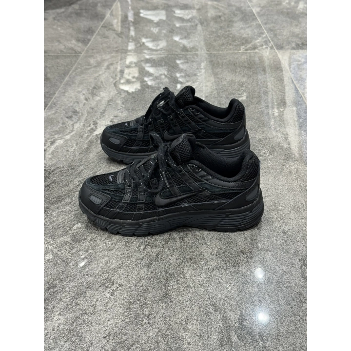 Nike Sportswear P-6000 Siyah Siyah Detaylı