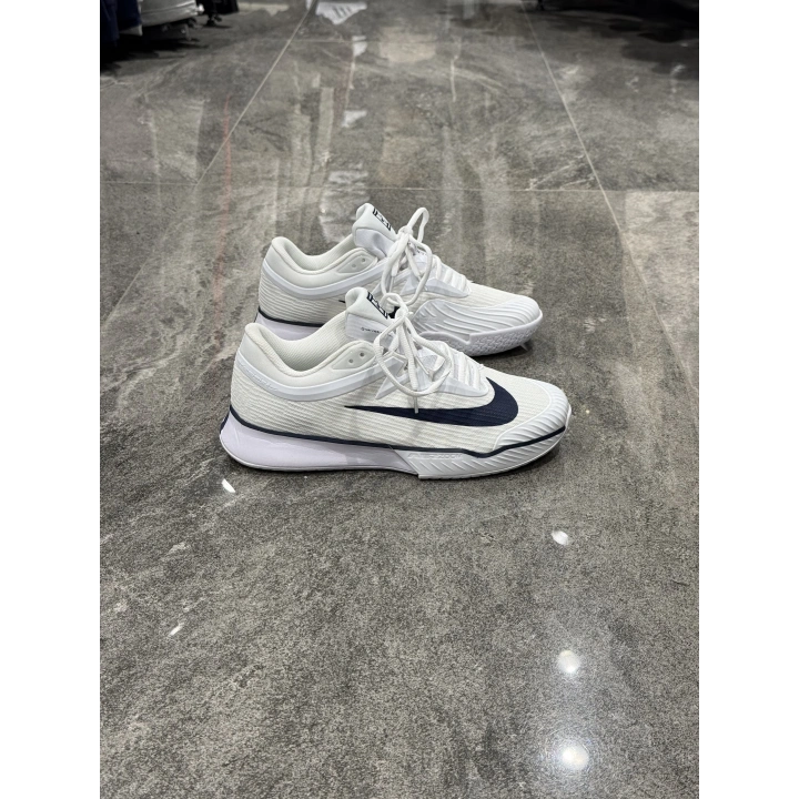 Nike Vapor Pro 3 Beyaz Siyah Detaylı Spor Ayakkabı