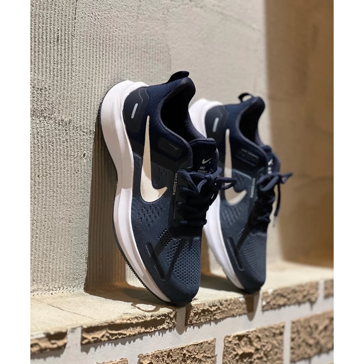 Nike Zoomx Lacivert Detaylı