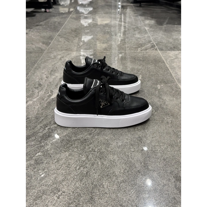 Prada Siyah Beyaz Taban Downtown Low-Top Sneaker