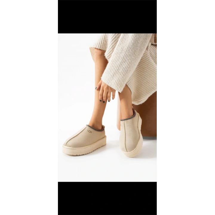 UG İçi Kürklü Kalın Tabanlı Kısa Bej Kadın Bot