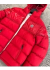 Moncler Kırmızı Kapüşonlu Şişme Mont