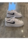 Nike Air Force 1 Triple Swoosh Detaylı