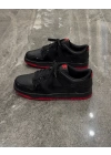 Nike SB Dunk Low Siyah Rugan Detaylı
