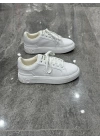 Valentino Garavanı Beyaz Classic