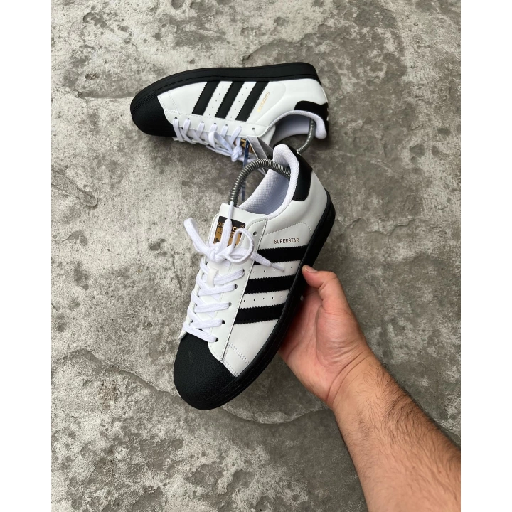 Adidas Süperstar Beyaz-Siyah Çizgi Siyah Taban