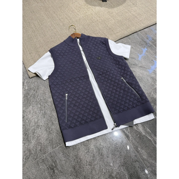 Prada Dokuma Detaylı Yelek